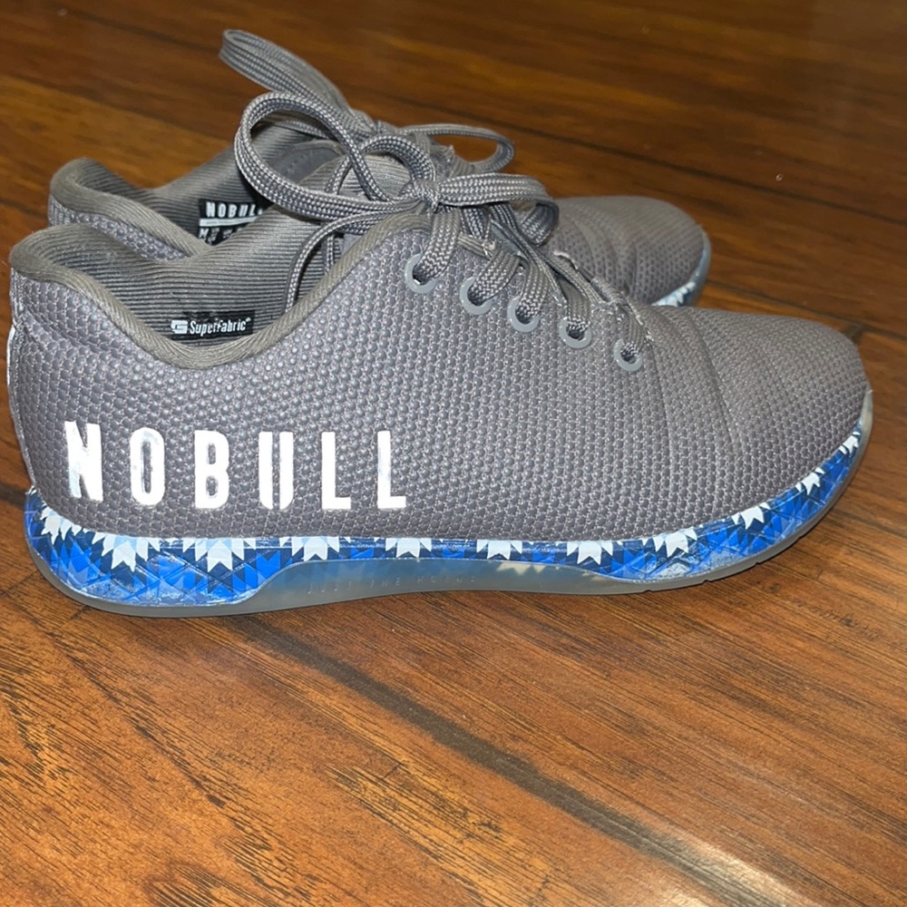 NoBull comfort athletic trainer shoes